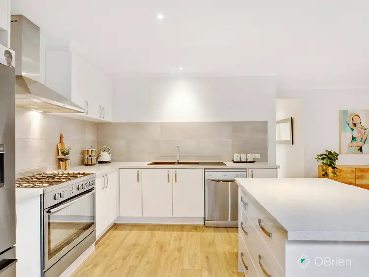 Fifth view of Homely house listing, 1 Amethyst Close, Skye VIC 3977