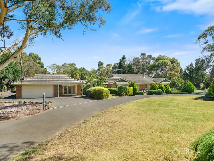 11 Meeking Drive, Pakenham VIC 3810