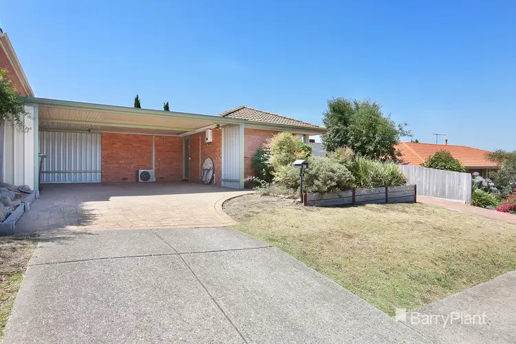 14 Fuschia Place, Meadow Heights VIC 3048