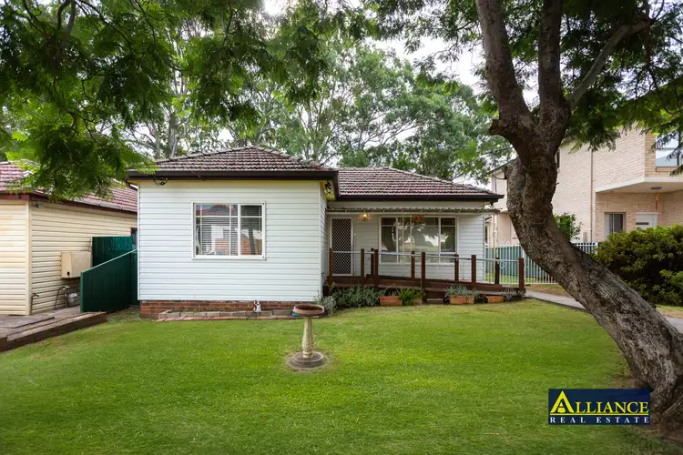 25 Wall Avenue, Panania NSW 2213