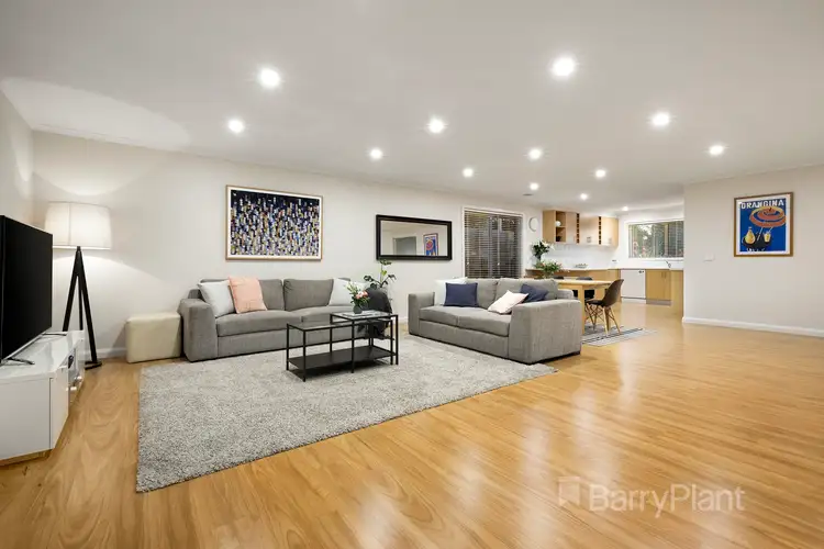 Second view of Homely house listing, 4 Hayden Court, Bundoora VIC 3083