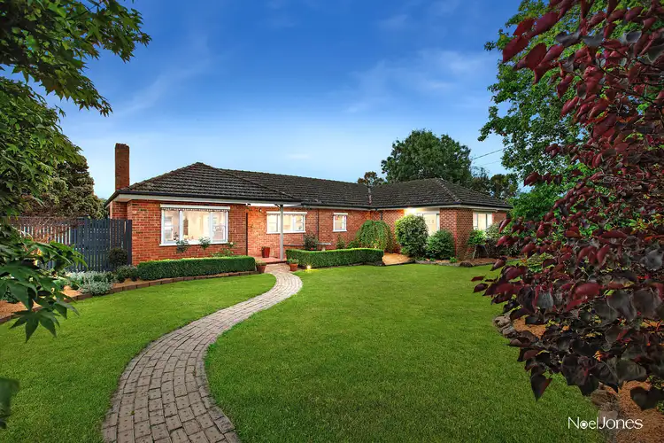 13-15 Karingal Street, Croydon North VIC 3136