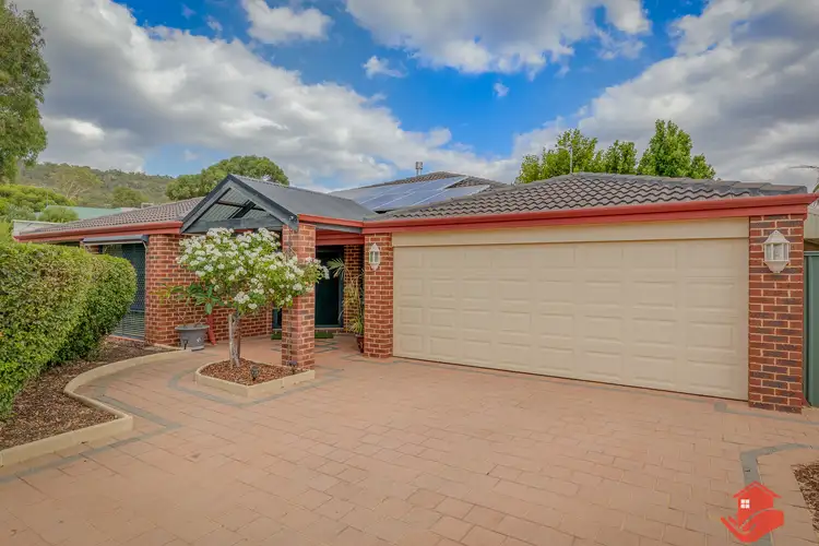 17 Woodcroft Place, Mount Richon WA 6112