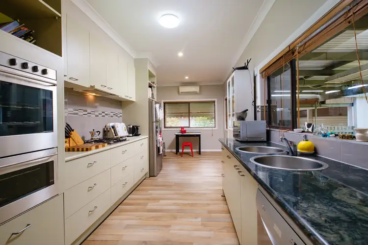 Fifth view of Homely house listing, 332 Beechworth Road, Wodonga VIC 3690