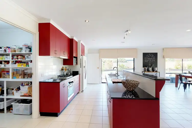 Sixth view of Homely house listing, 7 Coffey Court, Traralgon VIC 3844