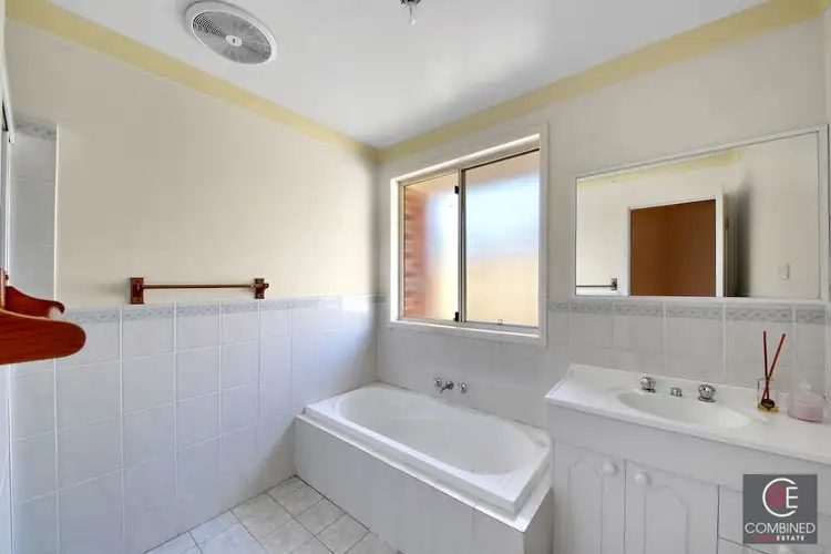 Seventh view of Homely house listing, 2 Beyer Place, Currans Hill NSW 2567