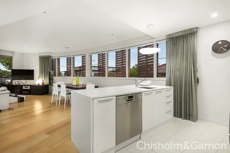 Sixth view of Homely apartment listing, 15/201 Ormond Road, Elwood VIC 3184