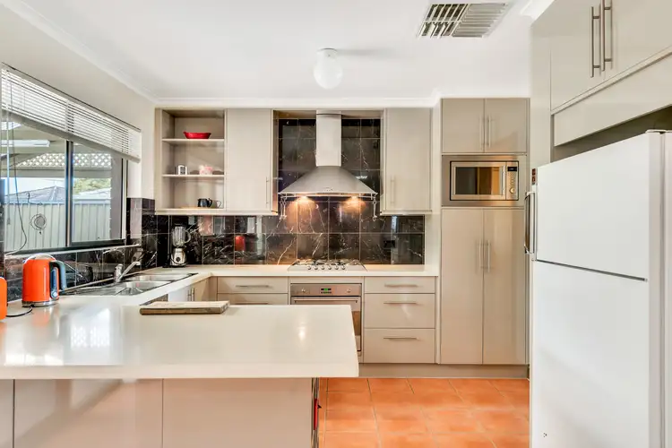 Fourth view of Homely house listing, 32 Warilda Crescent, Hallett Cove SA 5158