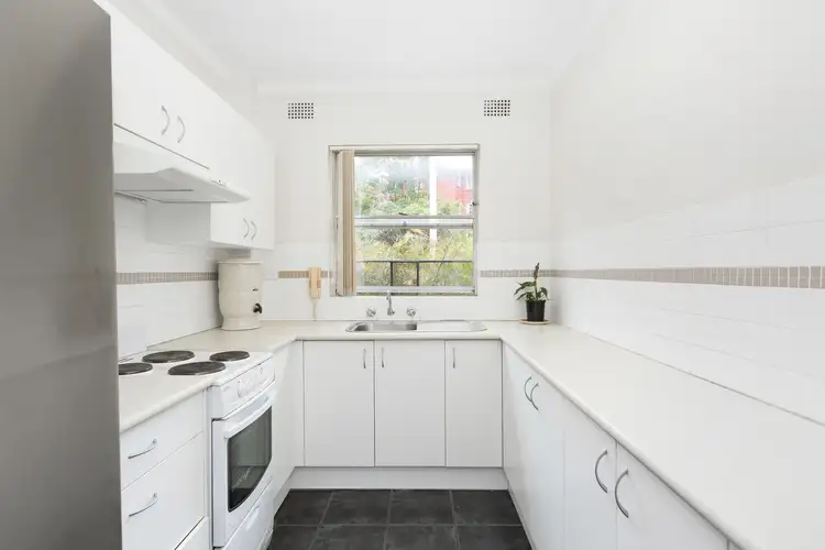 Third view of Homely apartment listing, 2/8-10 St Andrews Place, Cronulla NSW 2230