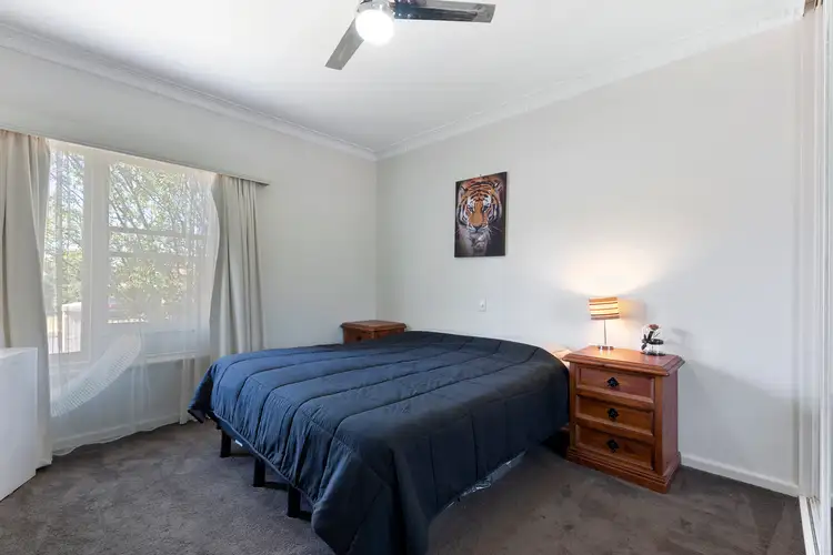 Fifth view of Homely house listing, 2 Marroo Street, White Hills VIC 3550