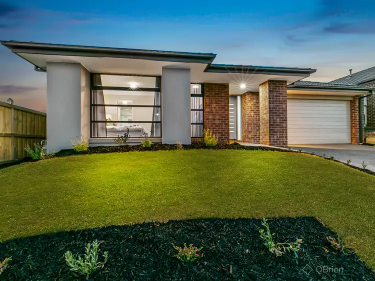 48 Mountford Rise, Pakenham VIC 3810