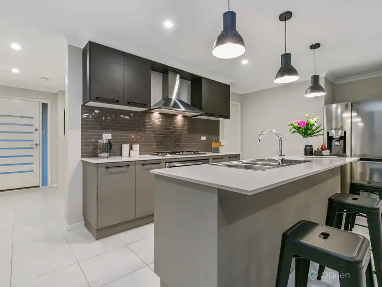 Second view of Homely house listing, 48 Mountford Rise, Pakenham VIC 3810