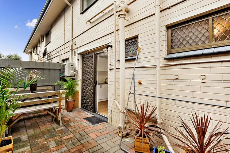 Sixth view of Homely apartment listing, 2/40 Swift Street, Thornbury VIC 3071