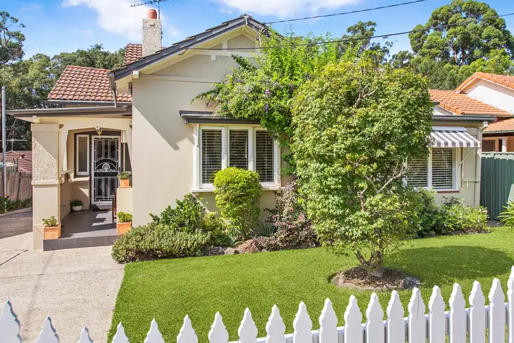 37 Pretoria Parade, Hornsby NSW 2077