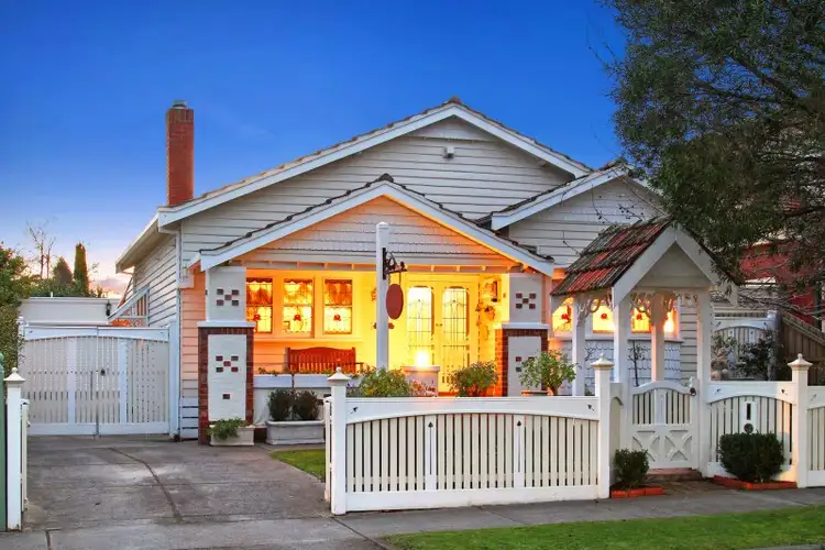 49 Oakhill Avenue, Reservoir VIC 3073