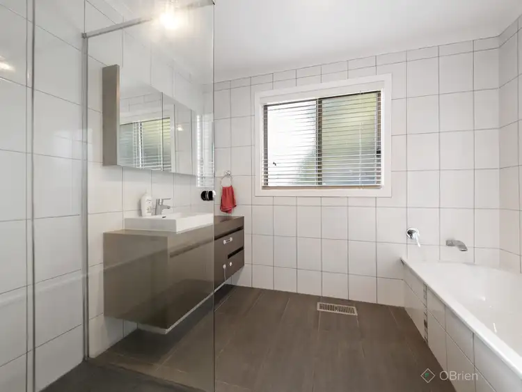 Sixth view of Homely house listing, 4 Garrett Court, Narre Warren VIC 3805