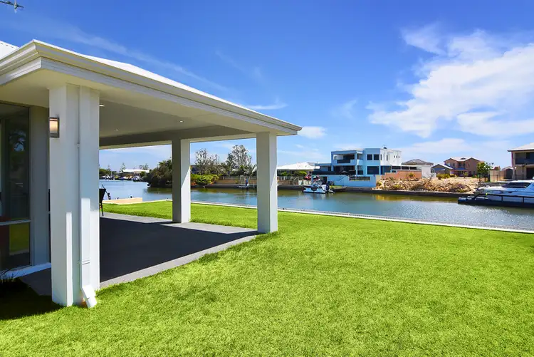 37 Portofino Crescent, Pelican Point WA 6230