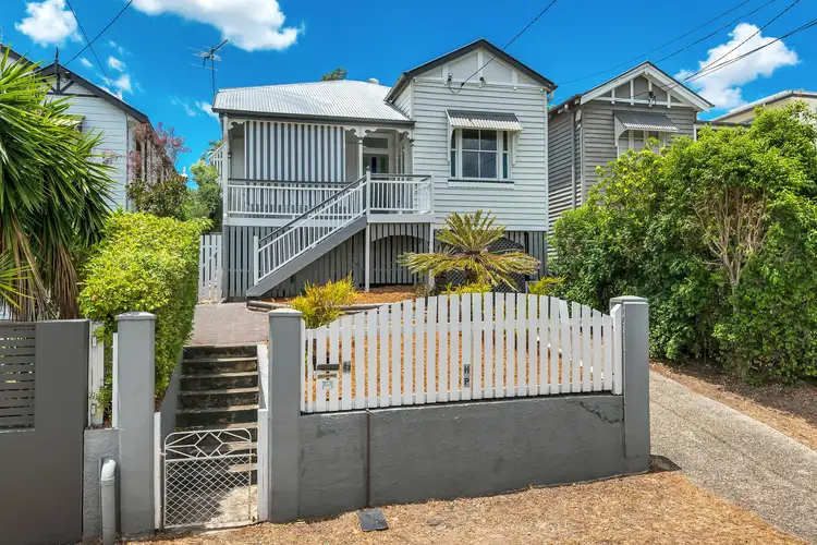 63 Lizzie Street, Bardon QLD 4065