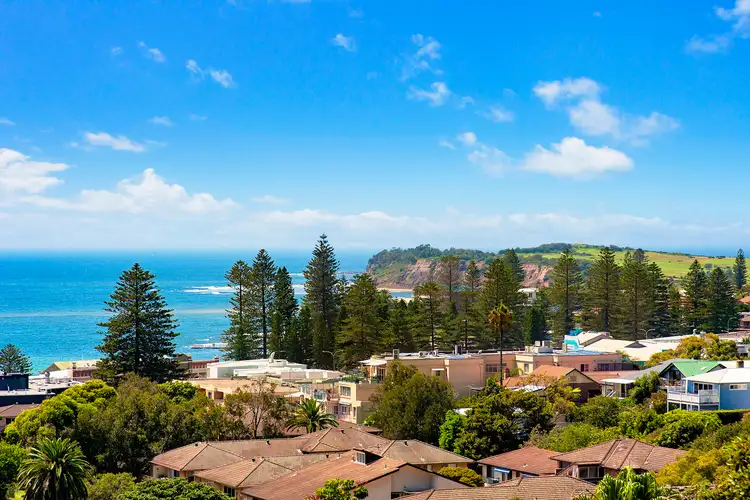 Sixth view of Homely apartment listing, 2/13 Graylind Close, Collaroy NSW 2097