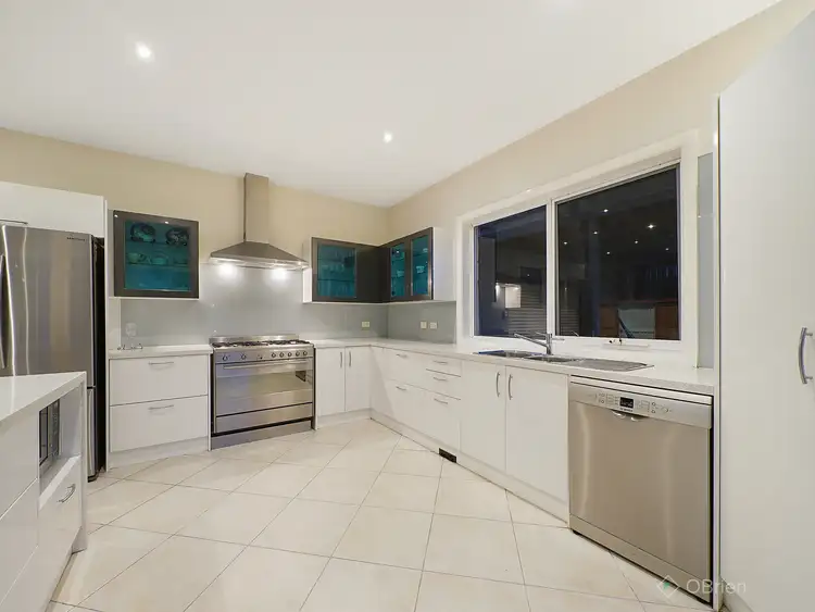 Fifth view of Homely house listing, 7 Guava Court, Langwarrin VIC 3910