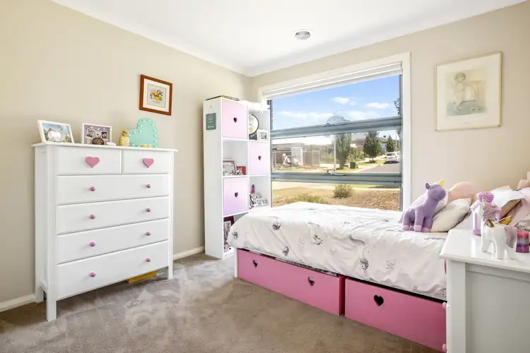 Fifth view of Homely house listing, 1 Cromarty Circuit, Darley VIC 3340