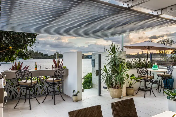 1102/118 Parkside Circuit, Hamilton QLD 4007