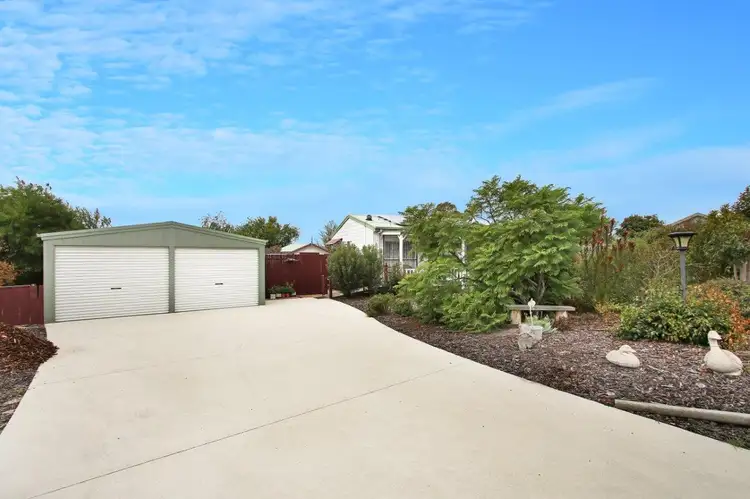 Second view of Homely house listing, 3 Driftwood Court, Newlands Arm VIC 3875