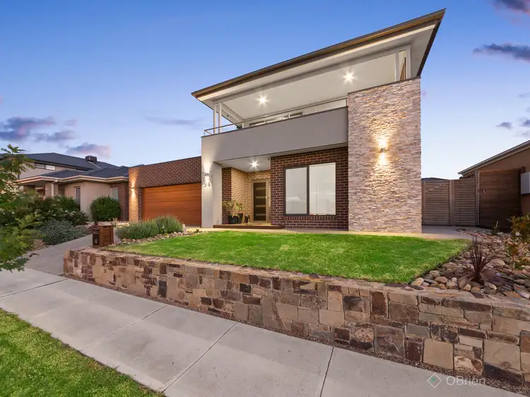 54 Como Parade, Clyde North VIC 3978