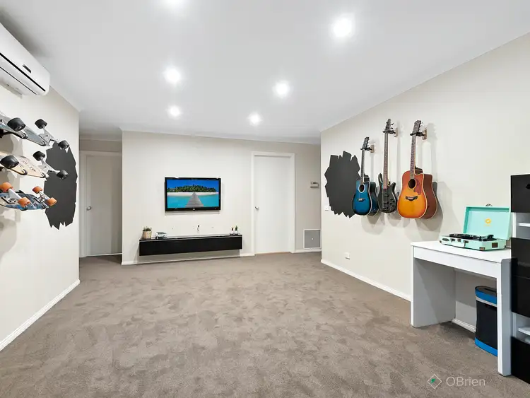 Fifth view of Homely house listing, 9 Steeple Place, Endeavour Hills VIC 3802