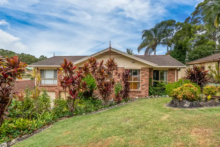 Second view of Homely house listing, 3 Lorikeet Court, Tingira Heights NSW 2290
