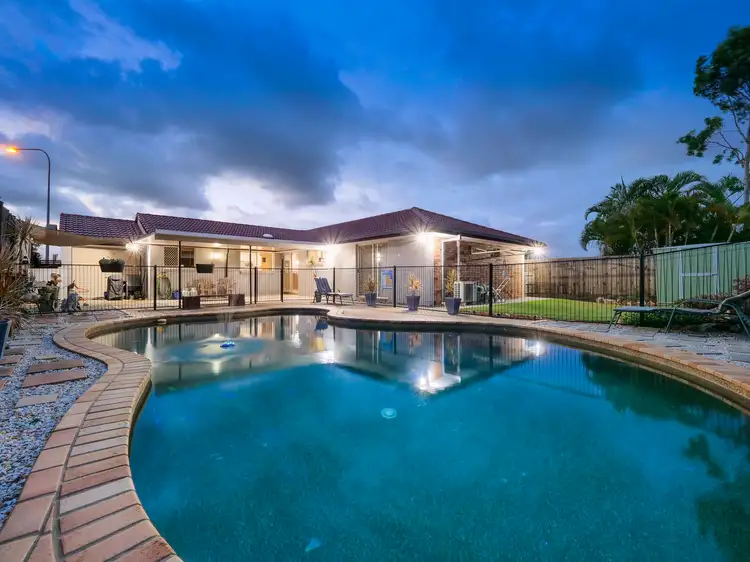 68 Bushland Drive, Regents Park QLD 4118