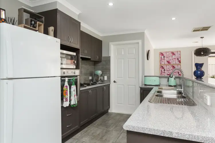 Fifth view of Homely house listing, 53 Alexander Close, Strathfieldsaye VIC 3551