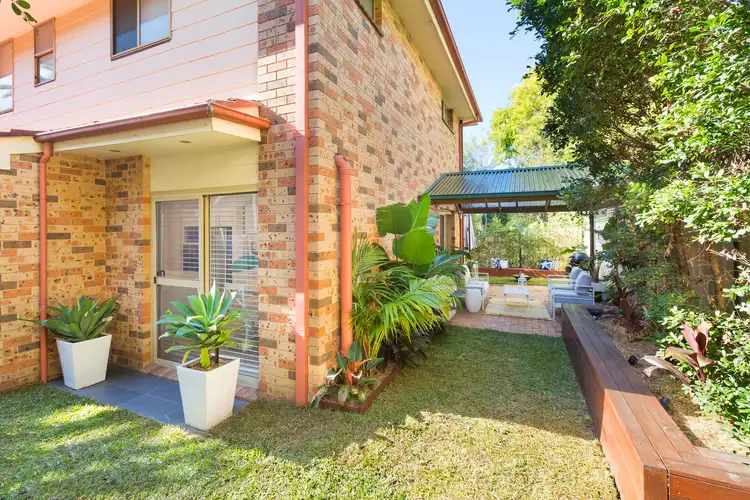 Third view of Homely semi-detached listing, 2/292 Kingsway, Caringbah NSW 2229