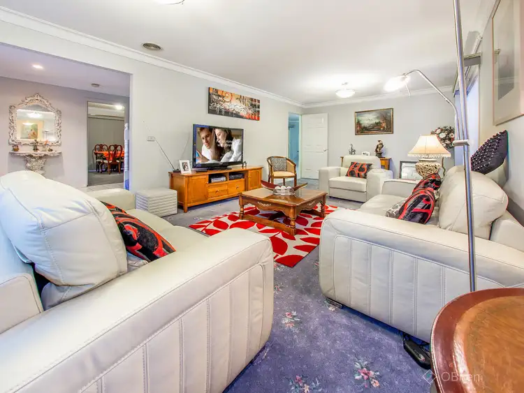 Second view of Homely house listing, 5 Aileen Court, Hallam VIC 3803