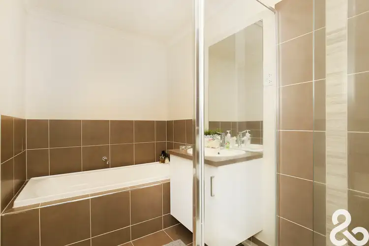 Sixth view of Homely townhouse listing, 36 Grenville Walk, Lalor VIC 3075