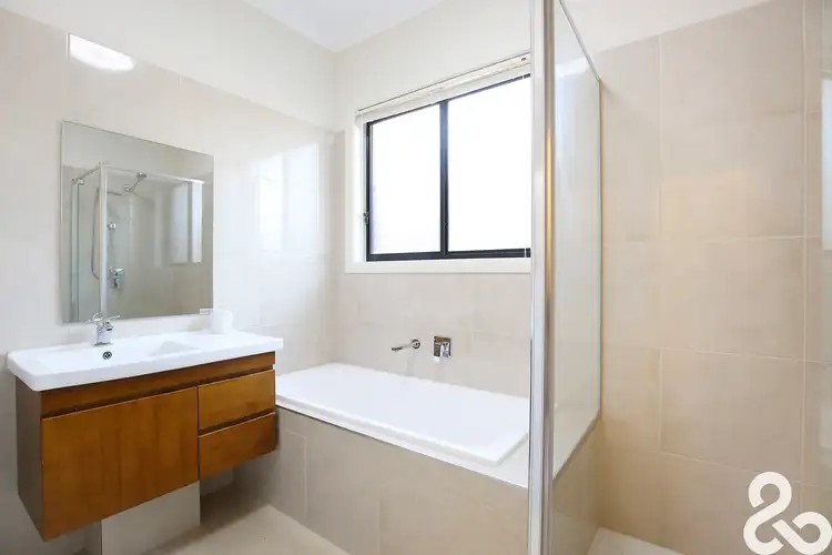 Sixth view of Homely house listing, 51 Gyrfalcon Way, Doreen VIC 3754