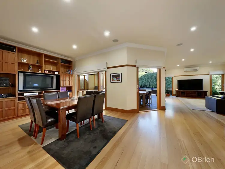 Fifth view of Homely house listing, 8 Phillip Street, Bentleigh VIC 3204