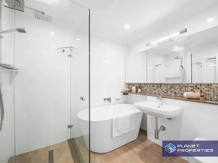 Sixth view of Homely apartment listing, 52/213-221 Bridge Road, Glebe NSW 2037