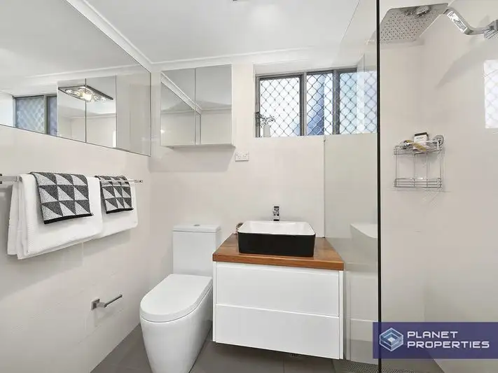 Fourth view of Homely apartment listing, 1/204 Addison Road, Marrickville NSW 2204