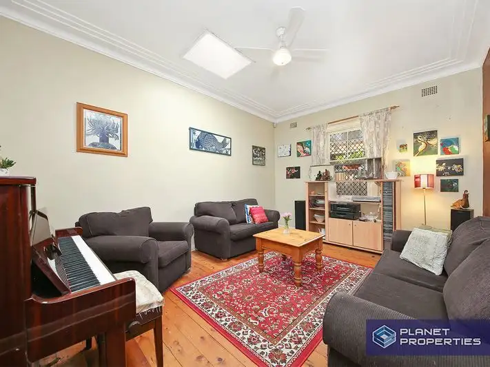 Fifth view of Homely house listing, 2 Hutton Street, Hurlstone Park NSW 2193