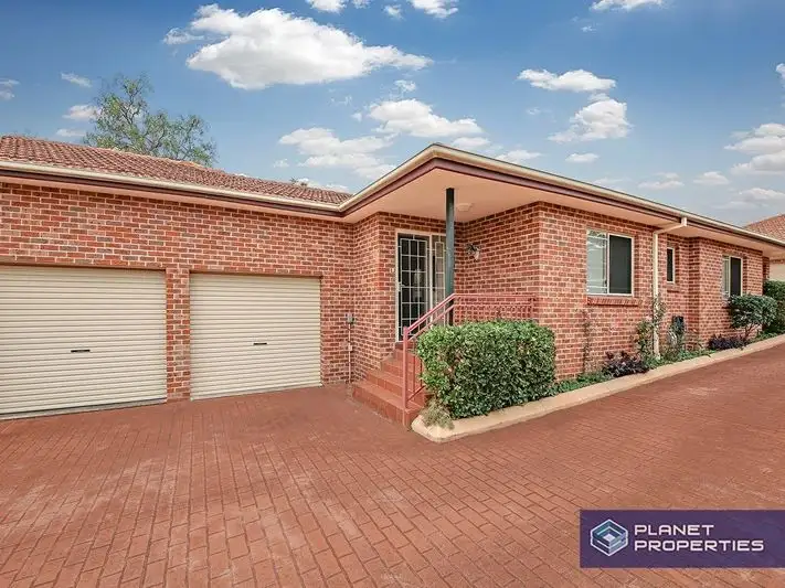 4/98 Burwood Road, Croydon Park NSW 2133