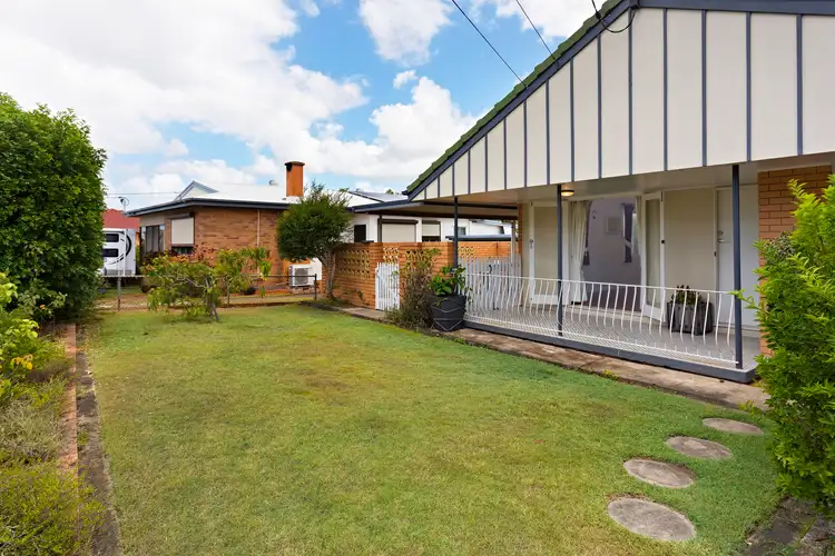 11 Braidwood Street, Everton Park QLD 4053