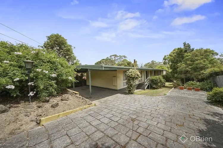 12 Bellbird Avenue, Harkaway VIC 3806