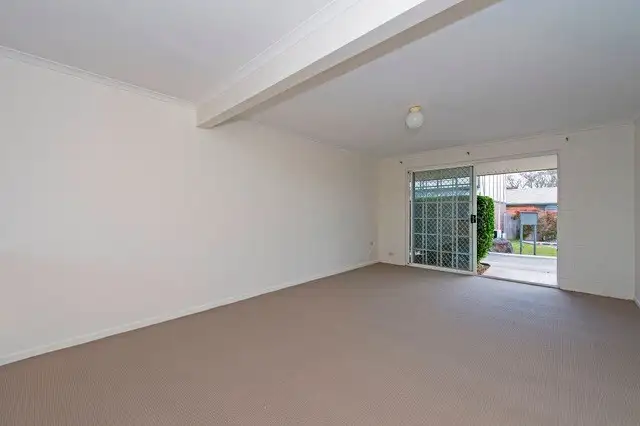 Main view of Homely townhouse listing, 5/4 Pendlebury Court, Edens Landing QLD 4207
