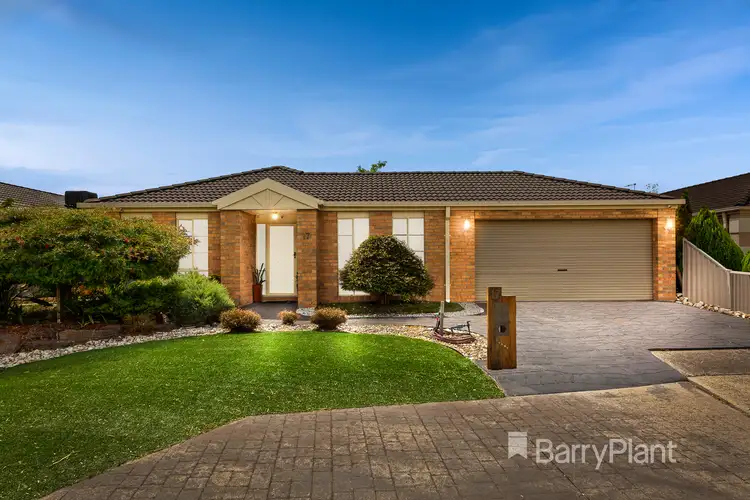 17 Penny Crescent, Hoppers Crossing VIC 3029