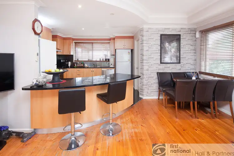 Fifth view of Homely house listing, 3 Rapanea Court, Endeavour Hills VIC 3802
