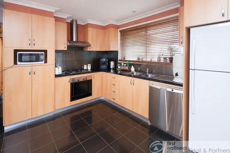 Seventh view of Homely house listing, 3 Rapanea Court, Endeavour Hills VIC 3802
