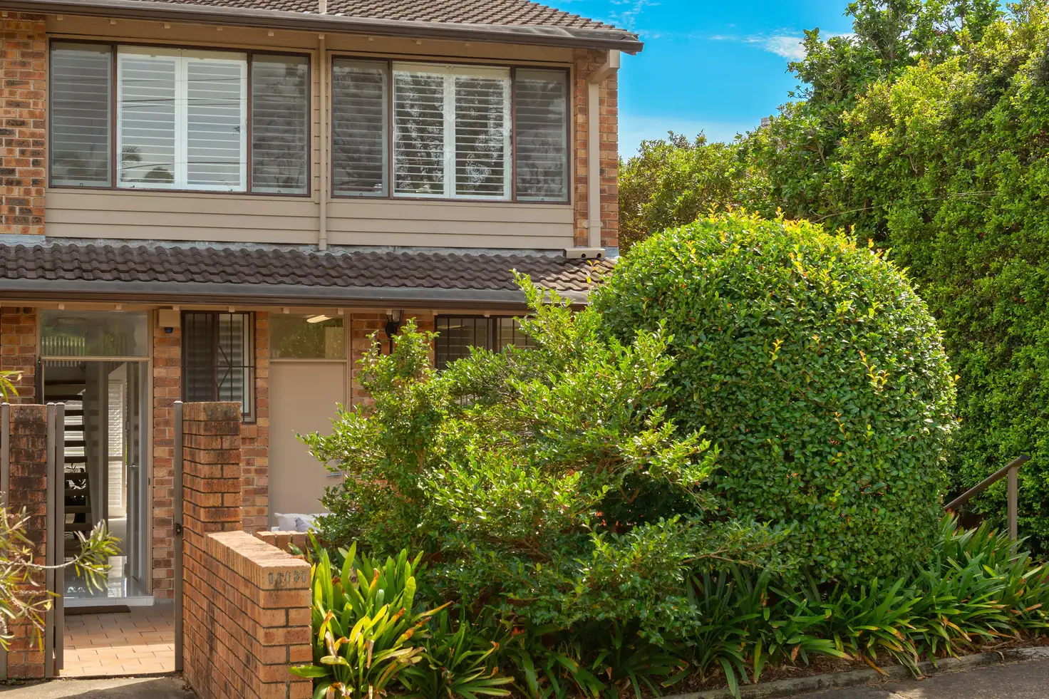 Main view of Homely townhouse listing, 4/62-64 Sutherland Street, Cremorne NSW 2090