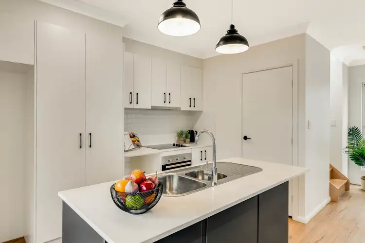 10/316 Stenner Street, Middle Ridge QLD 4350