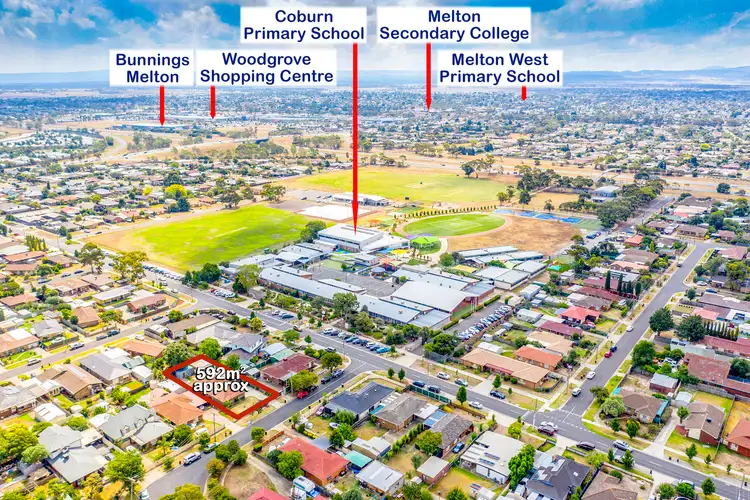 2 Kevin Court, Melton South VIC 3338